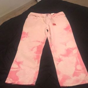 Tie Die ABS by Allen Schwartz Capri jeans.